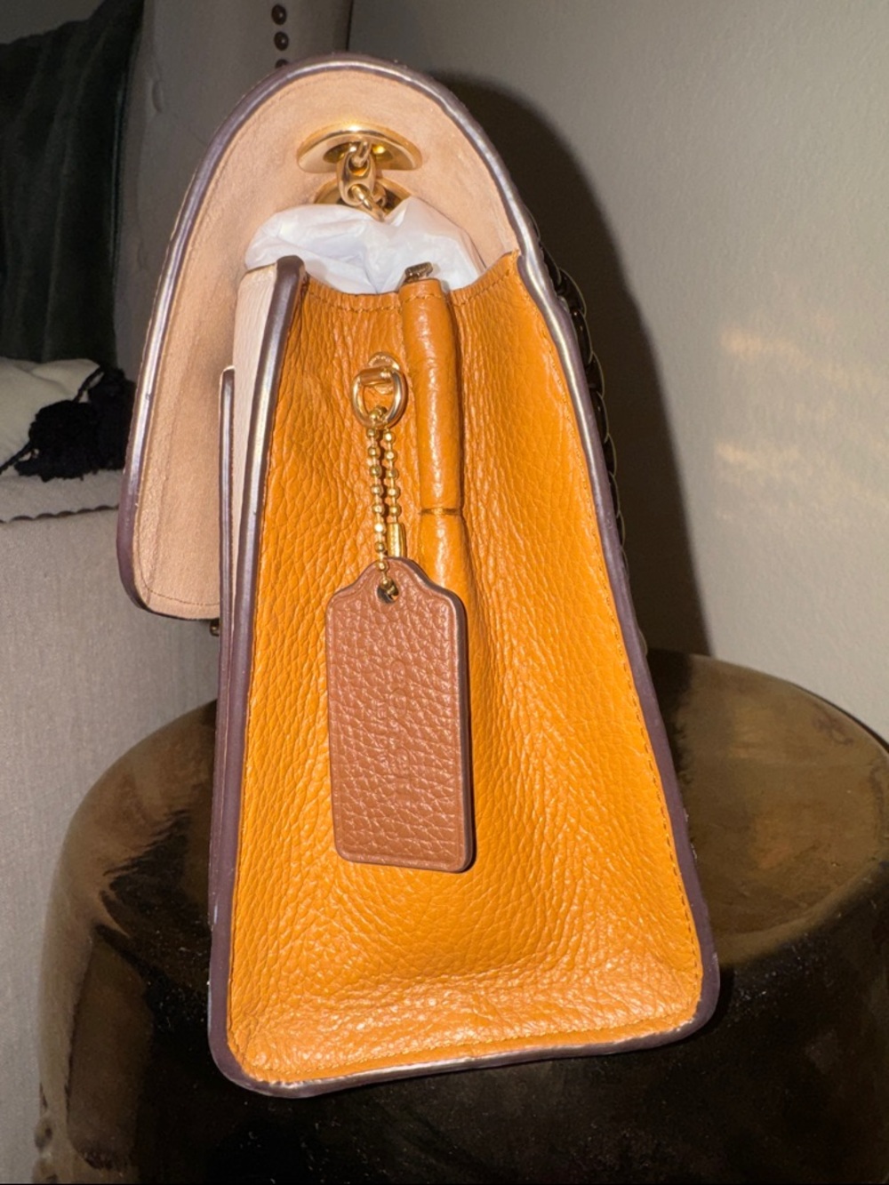 Coach Pebbled Leather Shoulder Bag in Ivory with Gold Hardware authentic - Picture 5 of 9